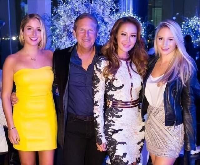 网友爆料李玟老公照片视频,网友热议背后的真相